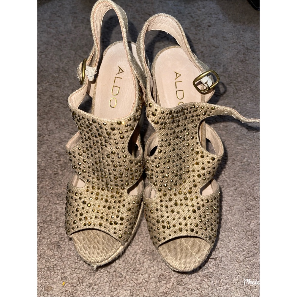 Aldo wedge shoes
